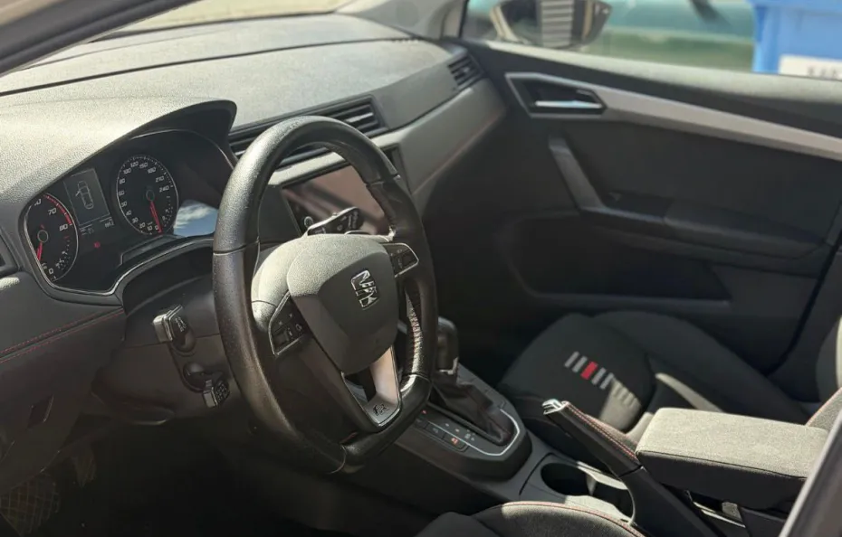 huur Seat Ibiza FR 1