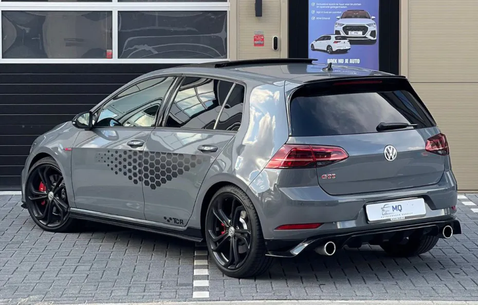 huur Volkswagen Golf 7.5 GTI TCR 1