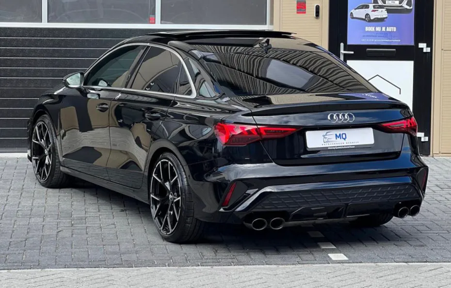 huur Audi A3 (S3) Limousine 1