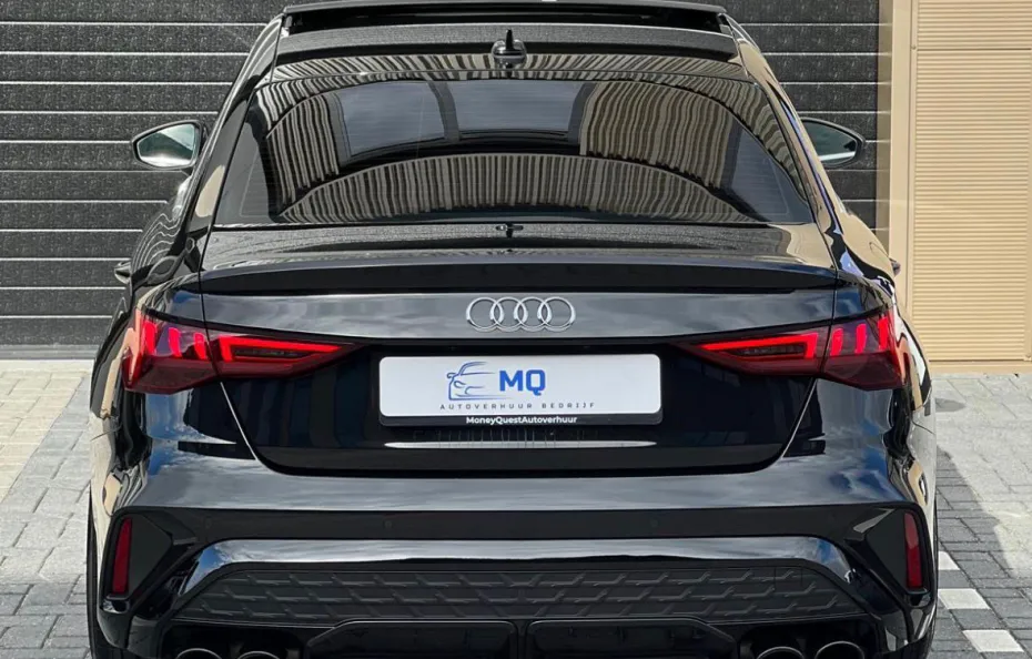 huur Audi A3 (S3) Limousine 1