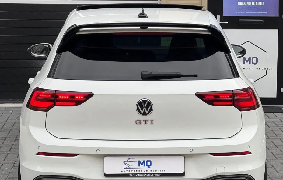 huur Volkswagen Golf 8 GTI (Stage 1+) 1