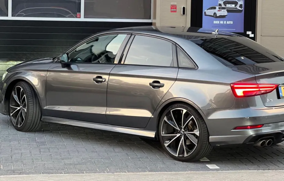 huur Audi A3 Limousine 1