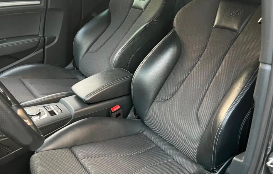 huur Audi A3 Limousine 1