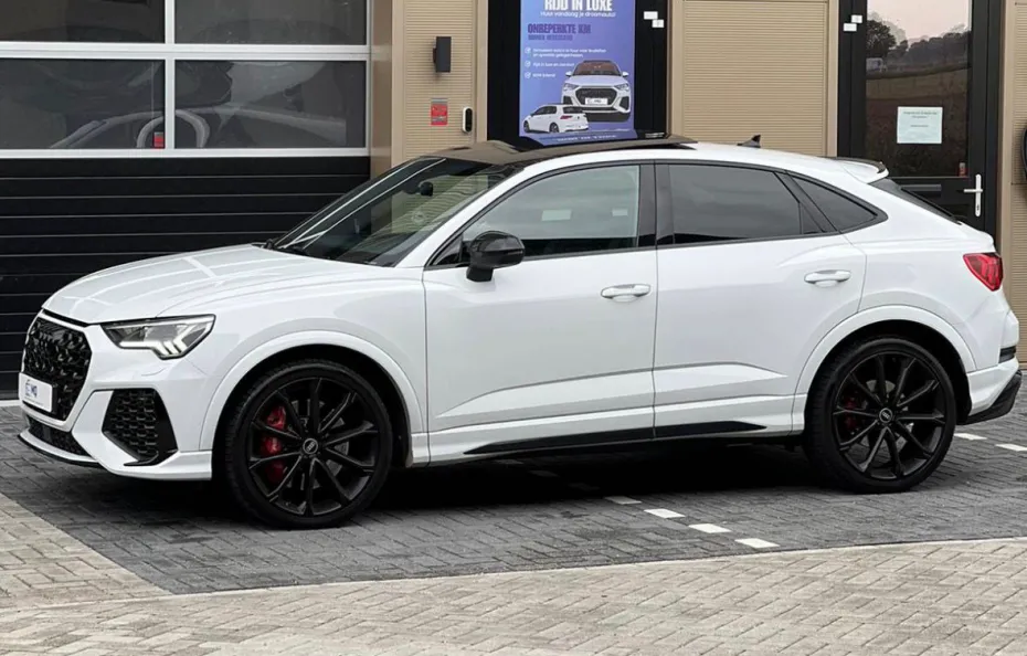 huur Audi RSQ3 Sportback 1