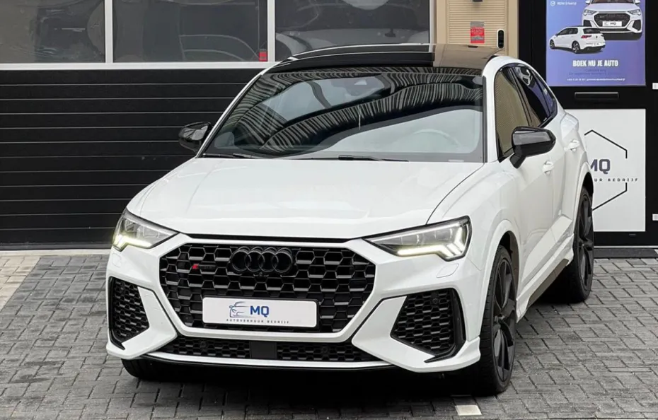 huur Audi RSQ3 Sportback 1