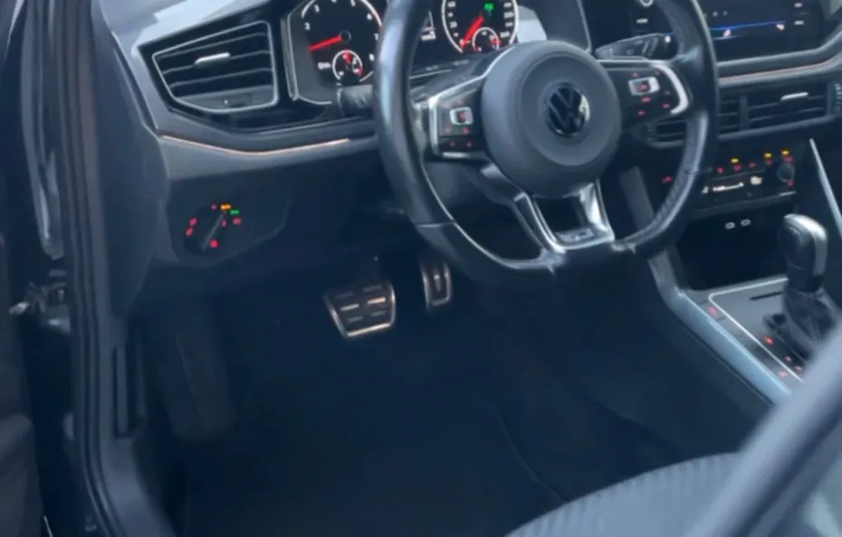 huur Volkswagen Polo R-Line 1