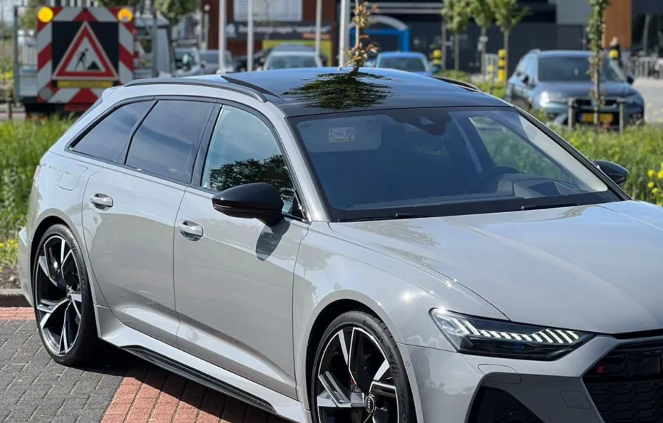 huur Audi RS6 Performance 1