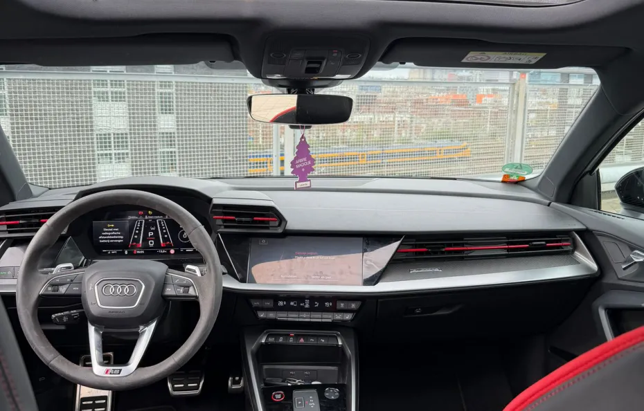 huur Audi RS3 Sportback