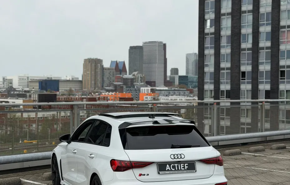 huur Audi RS3 Sportback