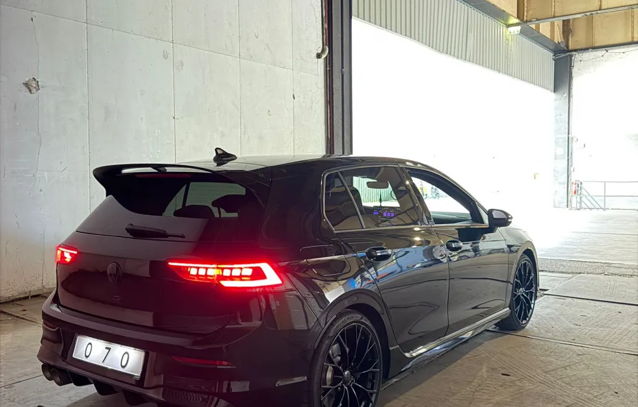 huur Volkswagen Golf 8.5R Performance