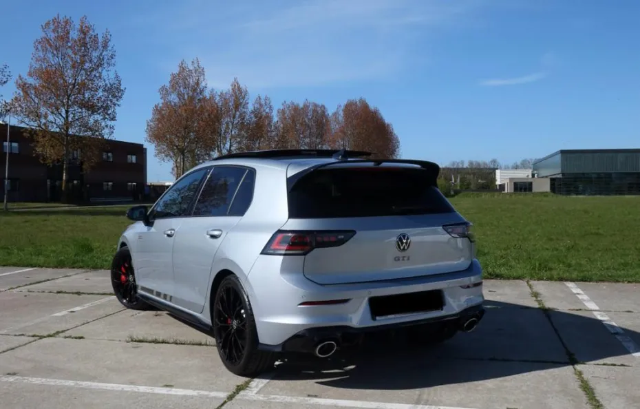 huur Volkswagen Golf 8.5 GTI Clubsport