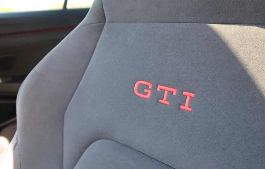 huur Volkswagen Golf 8.5 GTI Clubsport