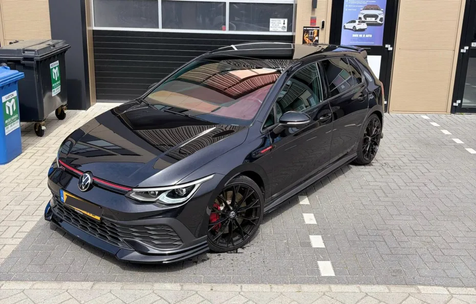 huur Volkswagen Golf 8 GTI Clubsport 1