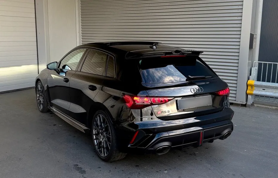 huur Audi RS3 Sportback (2025)