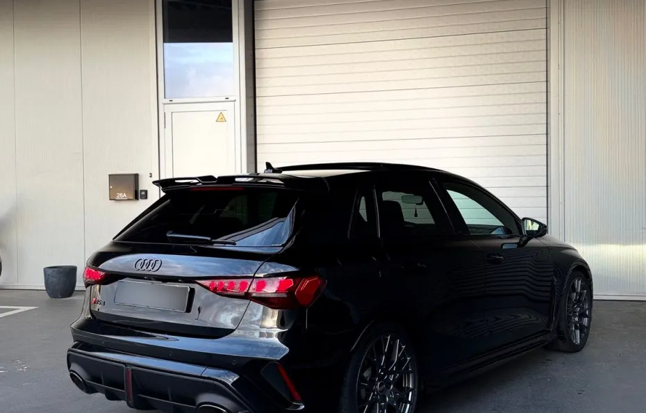 huur Audi RS3 Sportback (2025)