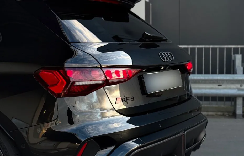 huur Audi RS3 Sportback (2025)