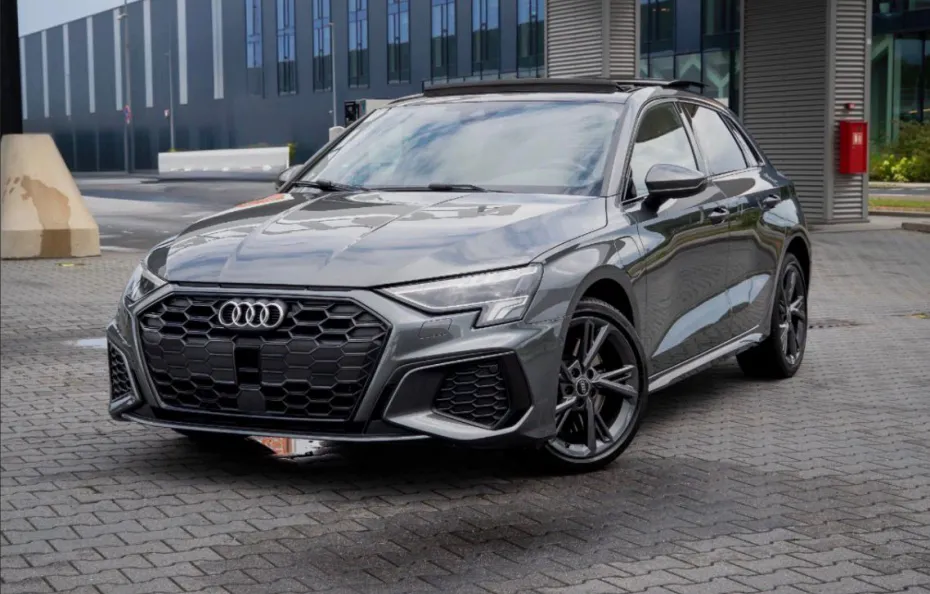 huur Audi A3 S-Line 1