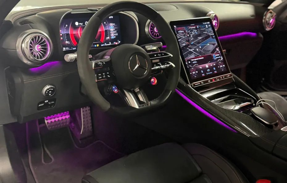 huur Mercedes Benz GT63s F1 Edition (2026) 1