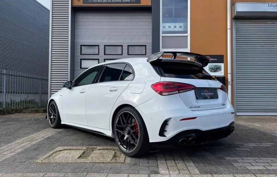huur Mercedes Benz A45s AMG
