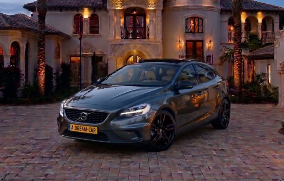 huur Volvo V40 1