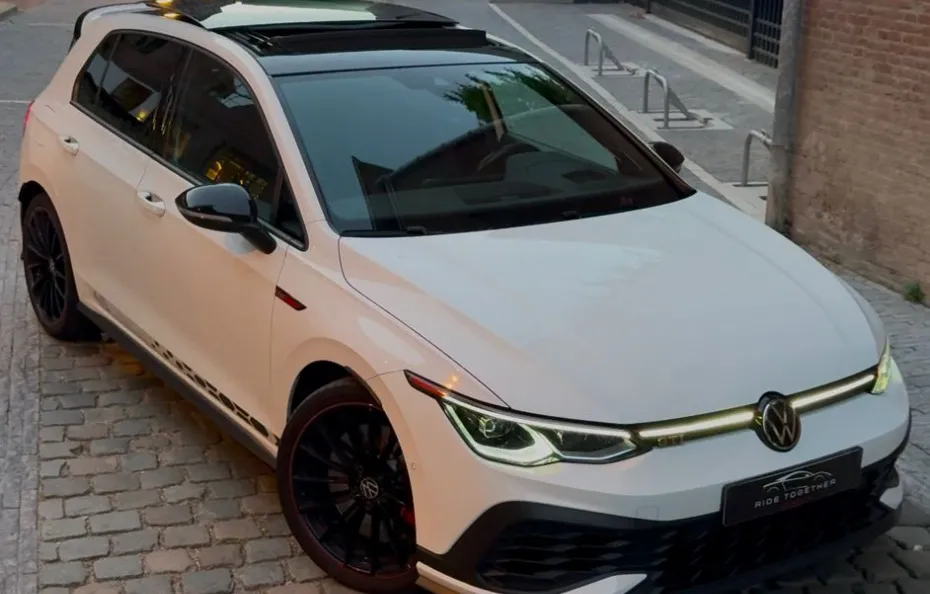 huur Volkswagen Golf 8 GTI Clubsport 1