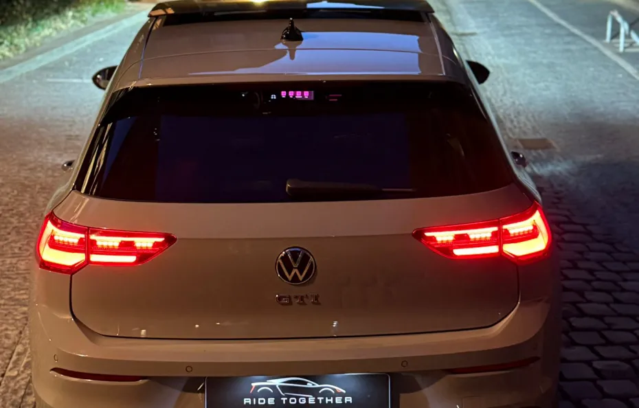 huur Volkswagen Golf 8 GTI 1