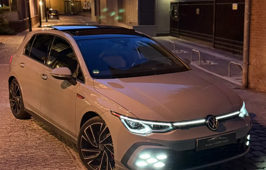 huur Volkswagen Golf 8 GTI 1