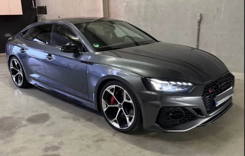 huur Audi RS5 Sportback 1