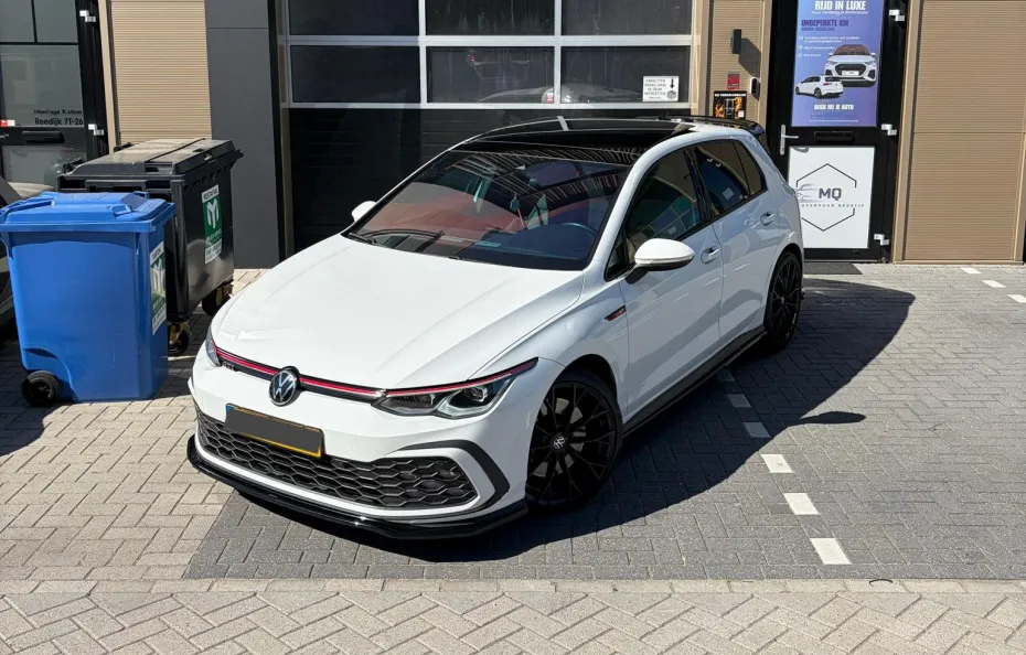 huur Volkswagen Golf 8 GTI (Stage 1+) 1