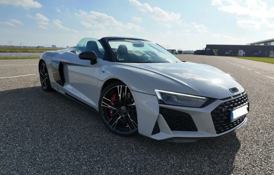 huur Audi R8 Spyder 1