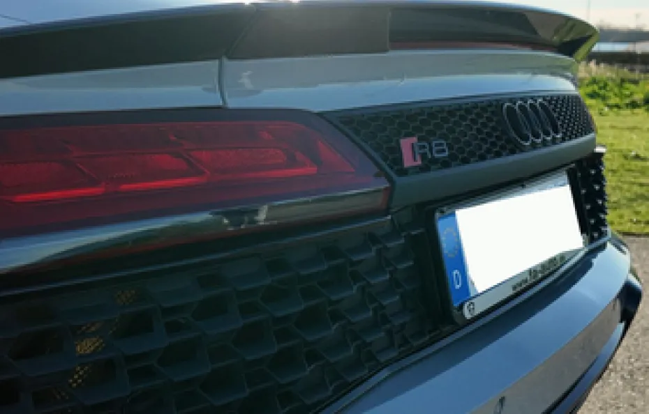 huur Audi R8 Spyder 1