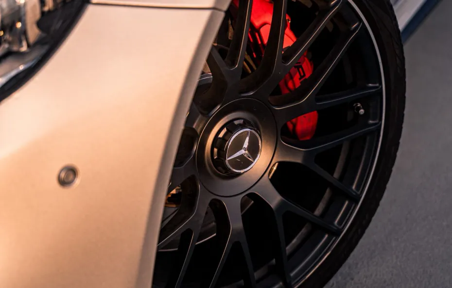 huur Mercedes Benz C63s AMG 1