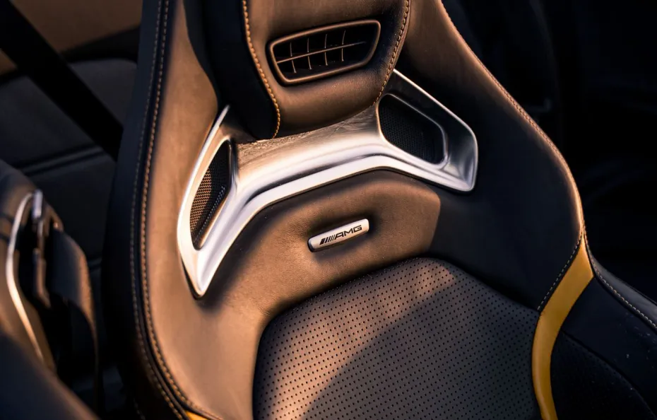 huur Mercedes Benz C63s AMG 1