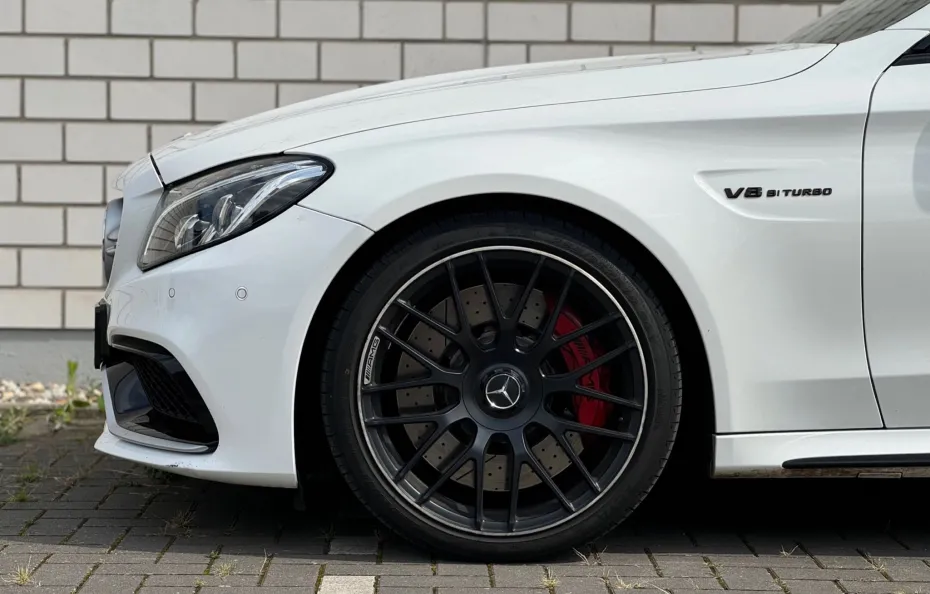 huur Mercedes Benz C63s AMG