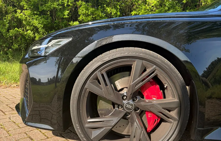 huur Audi RS6 Performance