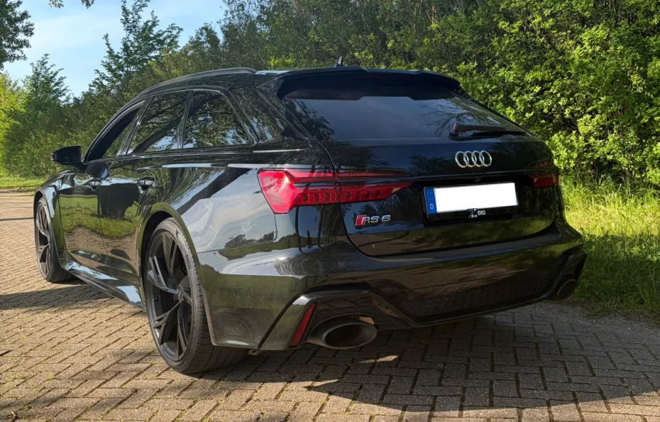 huur Audi RS6 Performance
