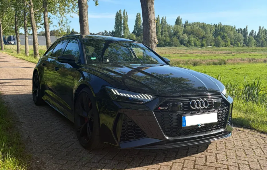 huur Audi RS6 Performance 1
