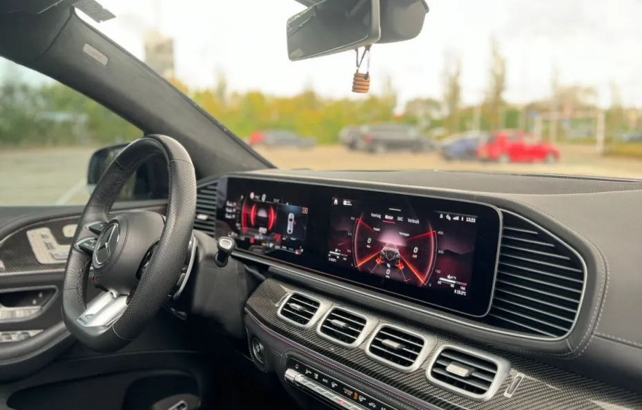 huur Mercedes Benz GLE63s AMG
