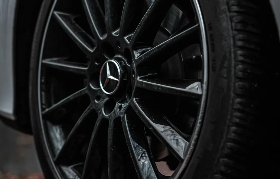 huur Mercedes Benz A250e Limo