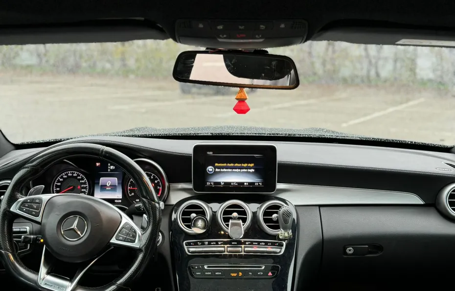 huur Mercedes Benz C63s AMG