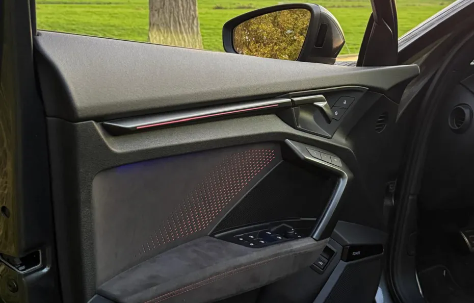 huur Audi RS3 Sportback (2025) 1