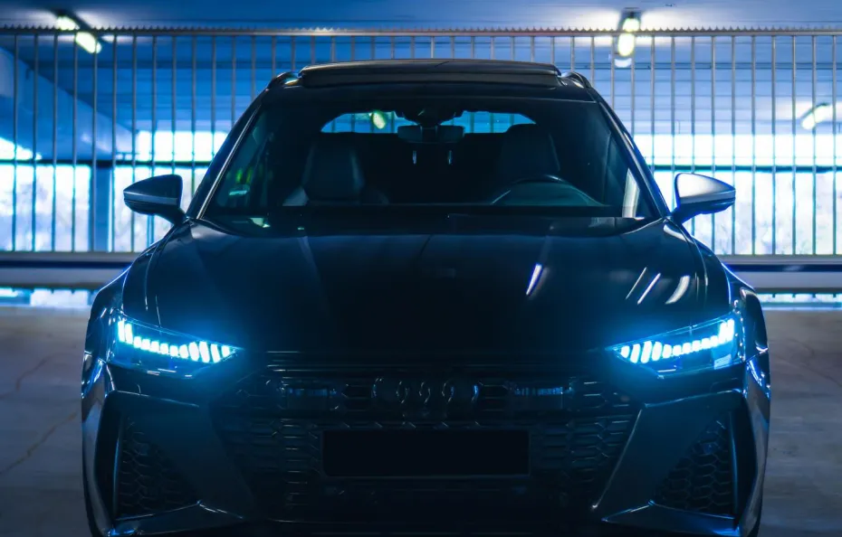 huur Audi RS6 Performance 1