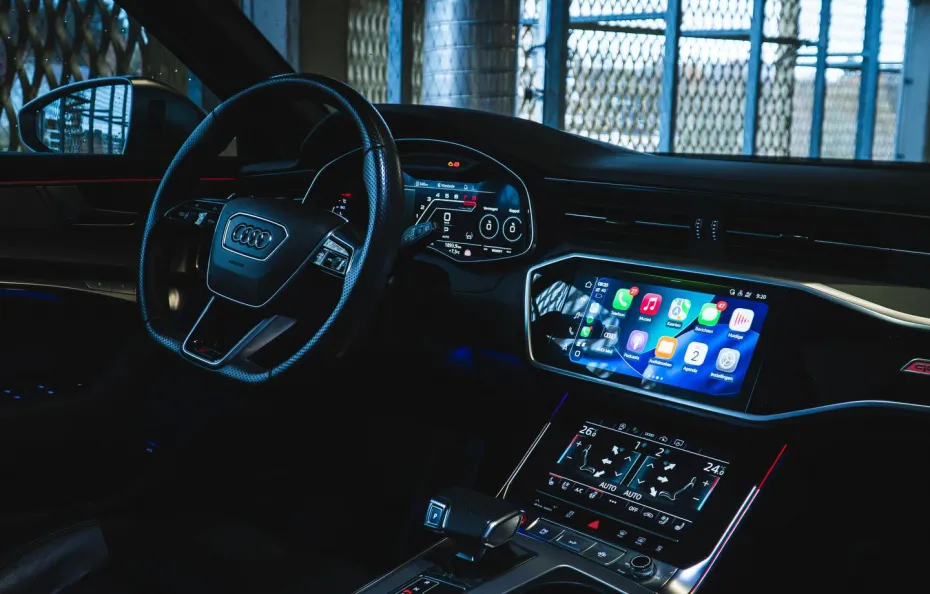 huur Audi RS6 Performance 1