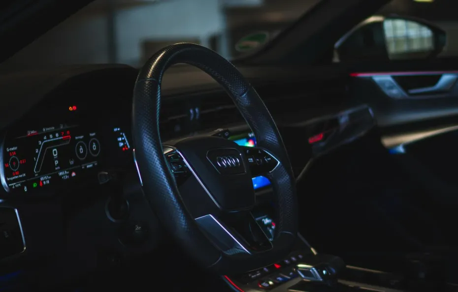 huur Audi RS6 Performance 1