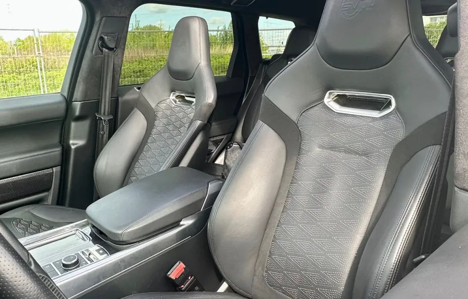 huur Range Rover Sport SVR