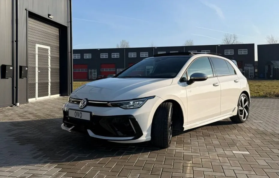 huur Volkswagen Golf 8.5R 1