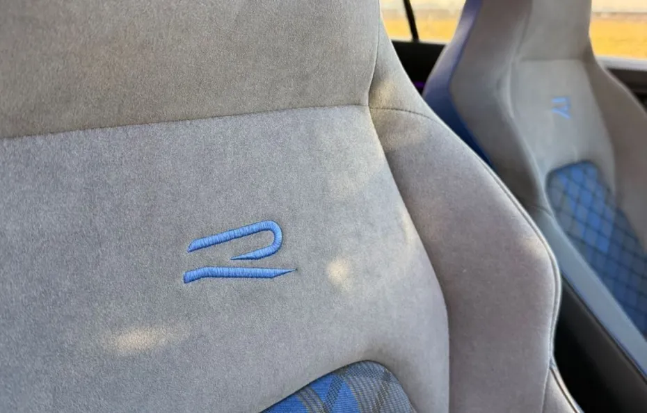 huur Volkswagen Golf 8.5R 1