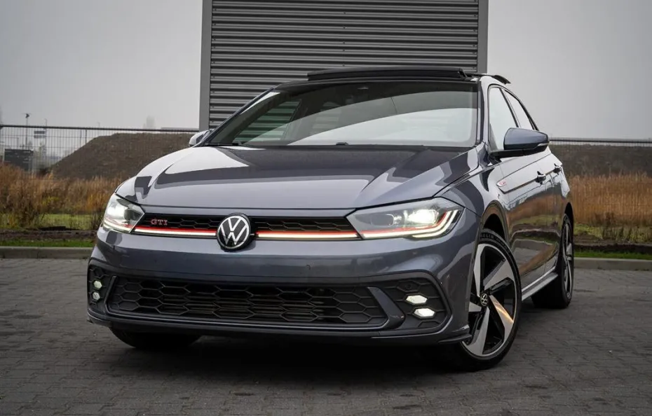 huur Volkswagen Polo GTI 1