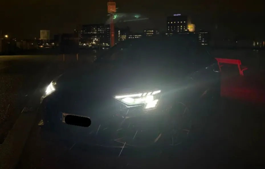 huur Audi RS3 Limousine 1