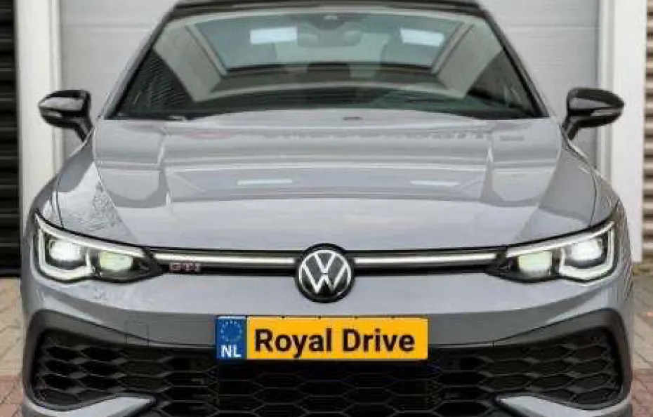 huur Volkswagen Golf 8 GTI Clubsport Royal Drive 1